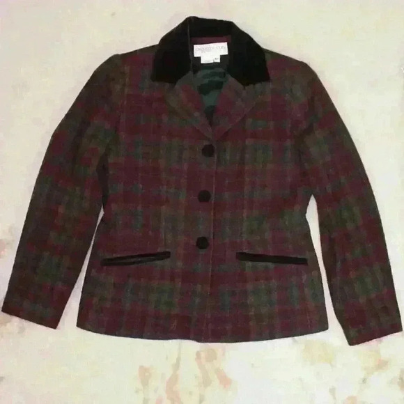VINTAGE Crosscountry Petites Plaid Equestrian Wool Blazer Velvet Collar Women 4P - Picture 1 of 10